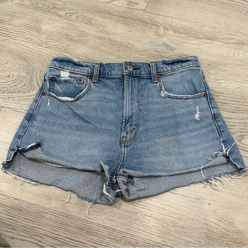 Abercrombie & Fitch High Rise Mom Shorts